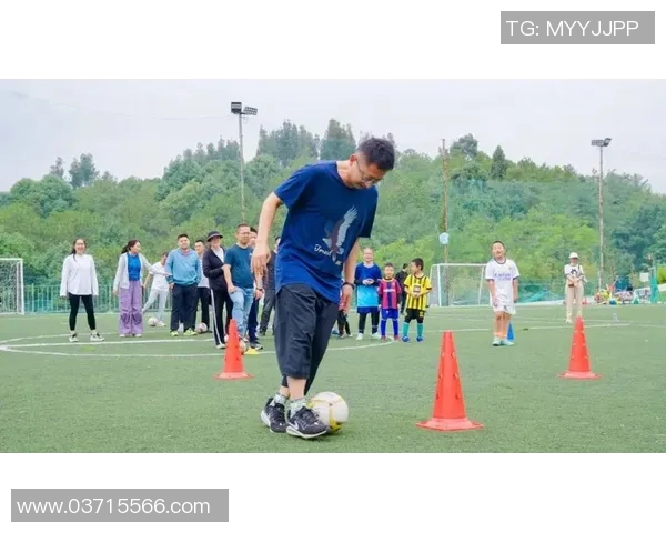 亲子足球玩具让孩子在游戏中快乐成长培养团队精神与运动能力