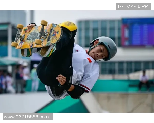 武汉滑板队的奋斗与荣耀：滑板精英赛背后的故事与突破历程